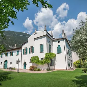 https://villa-brignoli.hotelinveneto.com